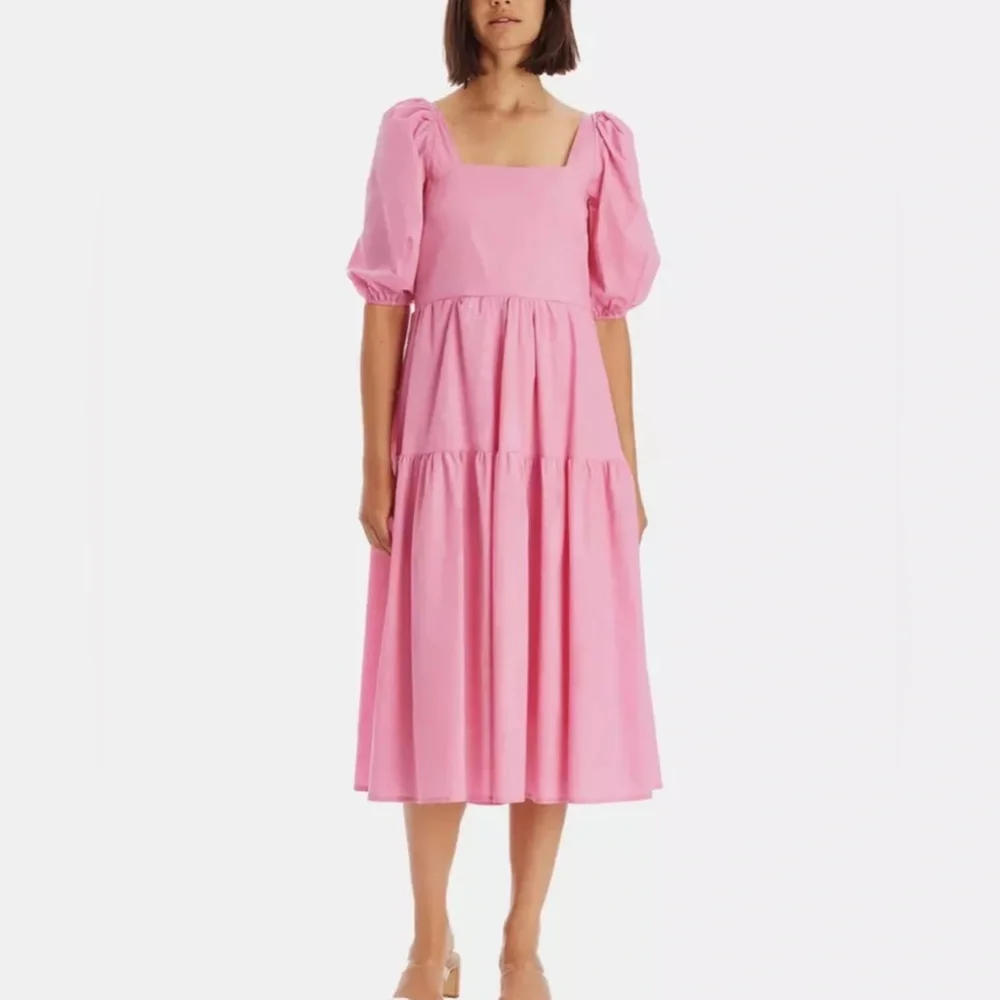 Moon River Pink Open Back Puff Sleeve Midi Dress - Picture 3 of 12
